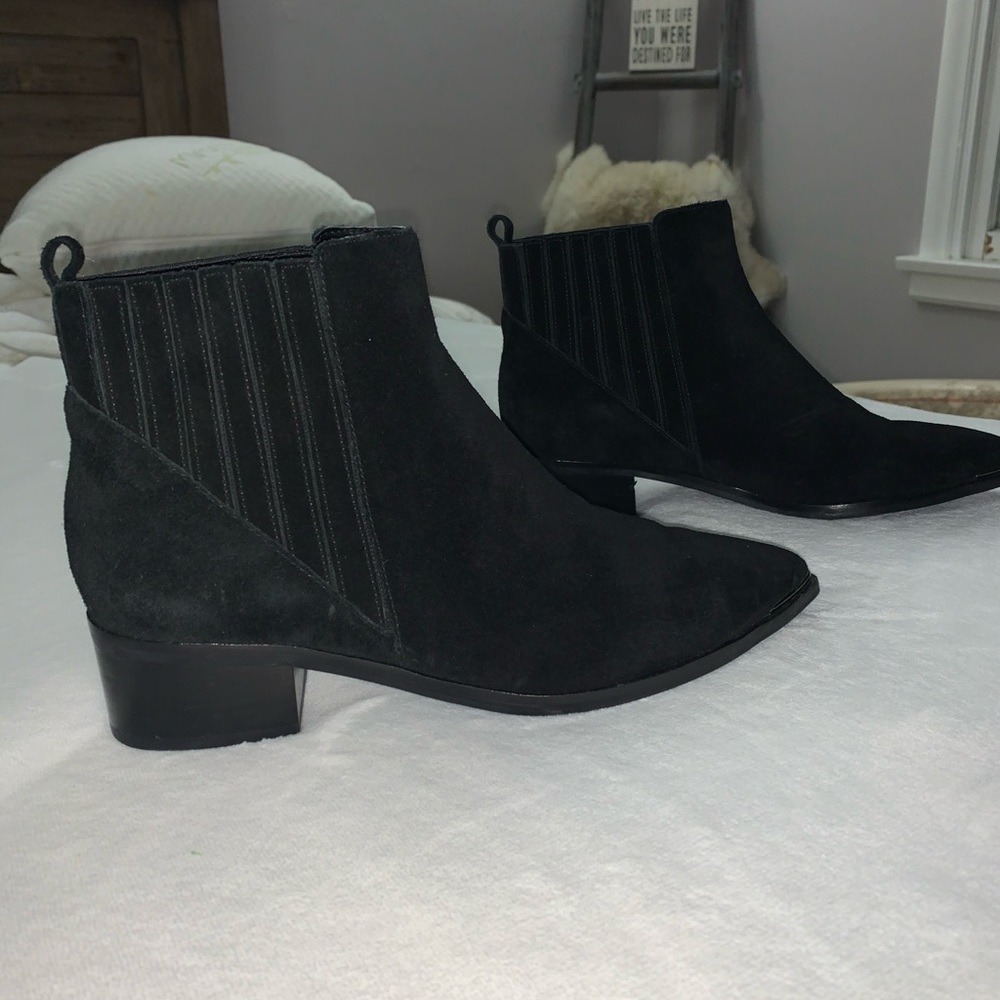 Marc Fisher LTD Yolli Black Bootie